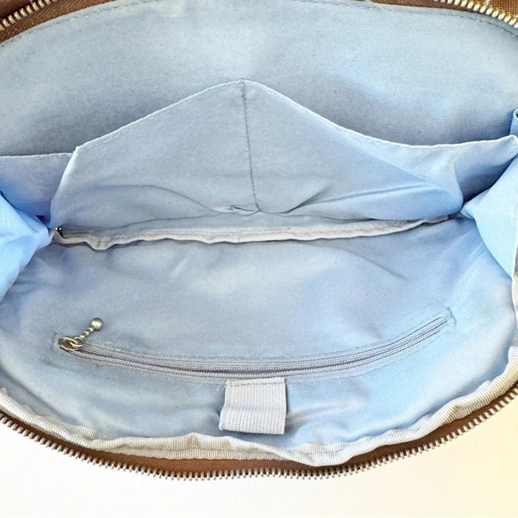 Baggalini Taupe‎ Travel Bag Crossbody Geo Print Pockets Organizing Turnlock RFID - Picture 3 of 12